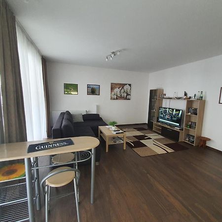 Park West Apartment - Free Parking Budapest Extérieur photo